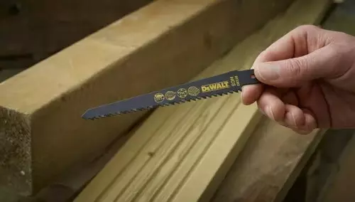 Zestaw 5 szt. brzeszczotów bagnetowych HCS do piły szablastej, do drewna 6 zębów/cal, długość 152 mm, Dewalt DT2362 3