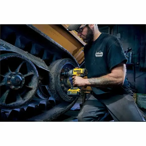 Klucz udarowy 1/2 XR Li-Ion 18V 950 Nm 1x5Ah b/aku DeWALT DCF899N 3