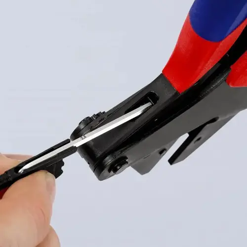 Szczypce do zagniatania kabli typu Crimp System KNIPEX 3