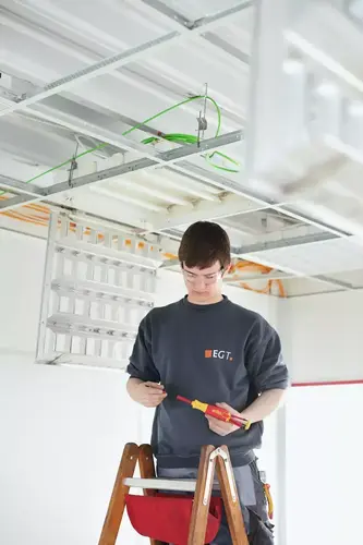 Wkrętak z magazynkiem bitów LiftUp electric Wiha 41235 6