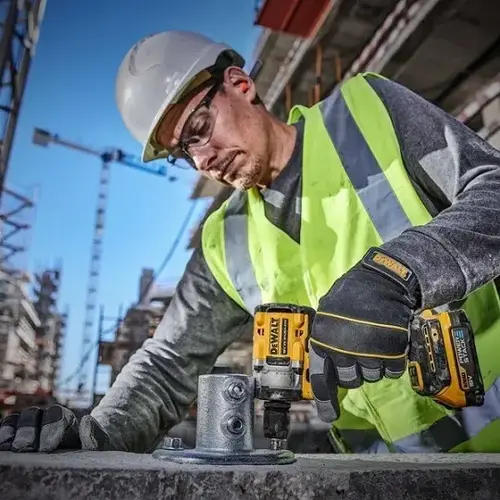 Klucz udarowy 1/2" 406Nm, Li-Ion 18V/2x5,0Ah POWERSTACK + ładowarka + TStak Dewalt DCF921H2T 2