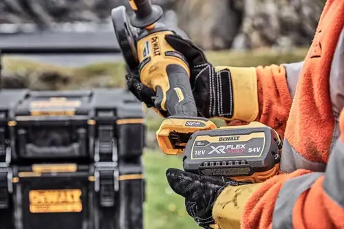 Szlifierka kątowa 125 mm 2x2Ah FLEXVOLT 18/54V + ładowarka + walizka DeWalt DCG418T2 3