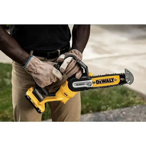 Piła łańcuchowa 20cm 1x5Ah 18V XR DeWalt DCMPS520P1 6