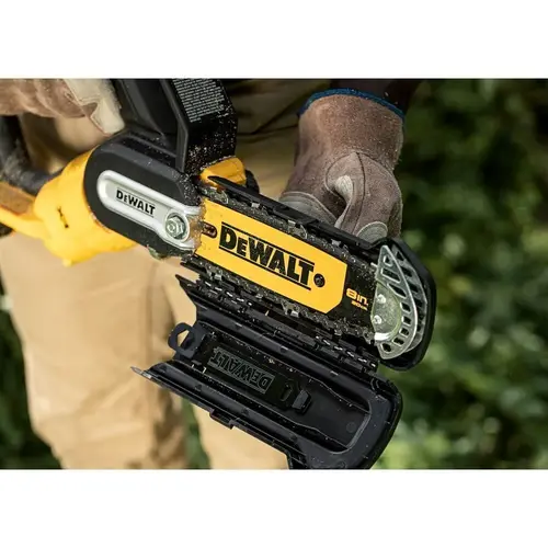 Piła łańcuchowa 20cm 1x5Ah 18V XR DeWalt DCMPS520P1 11
