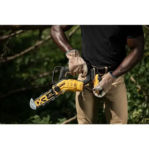 Piła łańcuchowa 20cm 1x5Ah 18V XR DeWalt DCMPS520P1 12