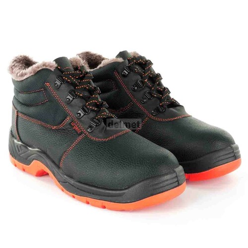Trzewik ocieplany 106SB roz.40 4