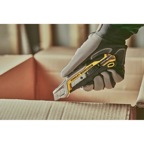 Nóż ze zintegrowanym systemem łamania ostrza STANLEY® FATMAX® z blokadą suwak 18mm 5