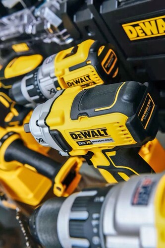 Klucz udarowy 1/2 XR Li-Ion 18V 447 Nm bolec blokujący b/aku + walizka DeWALT DCF894NT 11