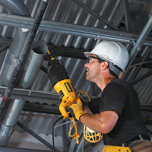 Piła szablasta 1200W skok 28mm DeWALT DW311K 11