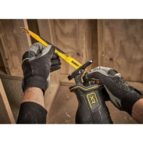 Piła szablasta 18V DeWALT DCS382N 7