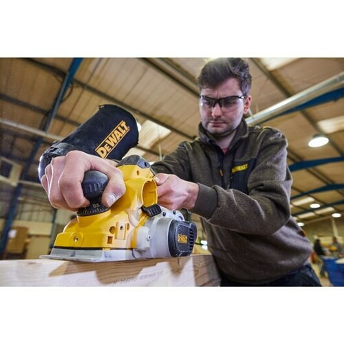 Strugarka 1050W 82mm DeWALT D26500K + walizka 7