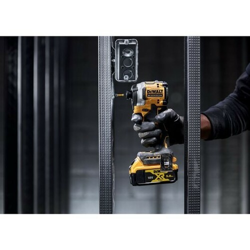 Zakrętarka udarowa bit 1/4 208Nm b/aku + walizka DeWALT DCF850N 10