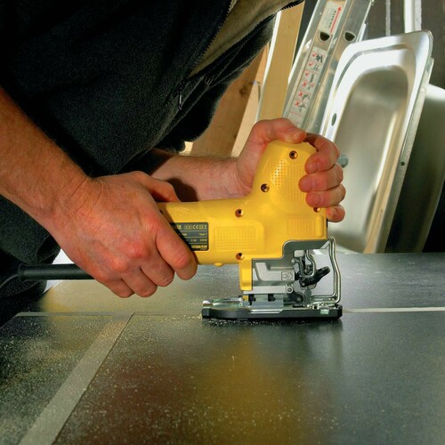 Wyrzynarka kompaktowa z chwytem za korpus 550W DeWALT DW343K 9