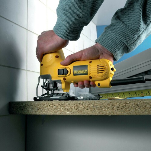 Wyrzynarka kompaktowa z chwytem za korpus 550W DeWALT DW343K 10