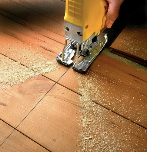 Wyrzynarka kompaktowa z chwytem za korpus 550W DeWALT DW343K 13