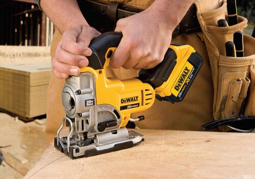 Wyrzynarka 400W XR 18V b/aku DeWALT DCS331N 8