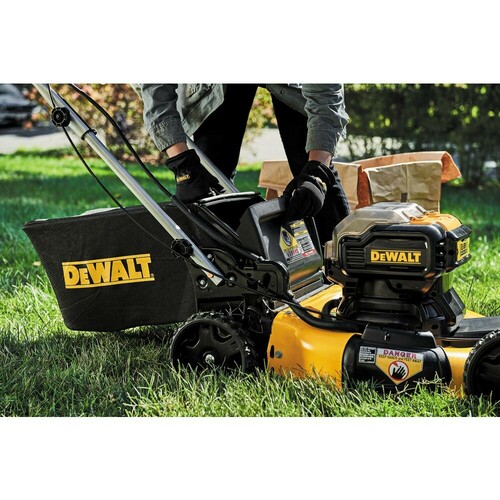 Kosiarka akumulatorowa z napędem 36V (2x18V) b/aku DeWALT DCMWSP564N 12