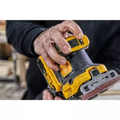 Szlifierka oscylacyjna 18V XR DeWalt DCW200N 8