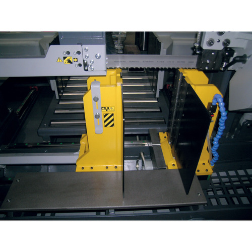 Automatyczna dwukolumnowa pozioma piła taśmowa do metalu Metallkraft HMBS 700 x 750 CNC X 2