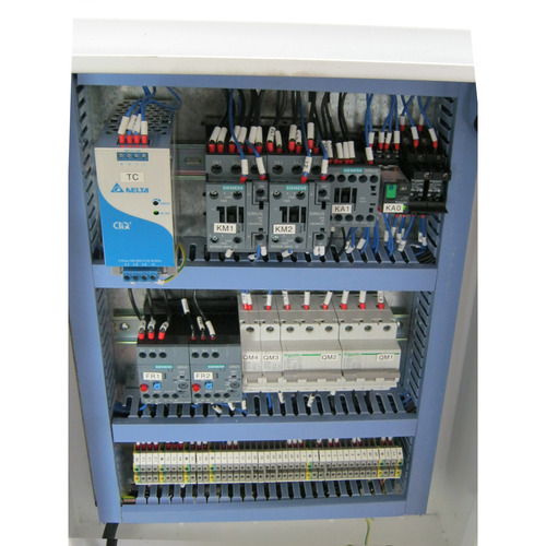 Tokarka centralna i wrzecionowa Optimum OPTIturn TH 4210V 2