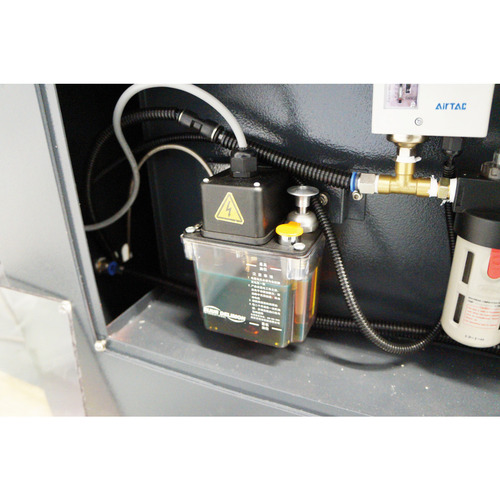 Tokarka CNC Optimum OPTIturn L 50E 6