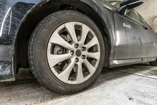 Płyn do Czyszczenia Felg i Kołpaków 750 ml - Atomizer - kwasowy MOJE AUTO 2