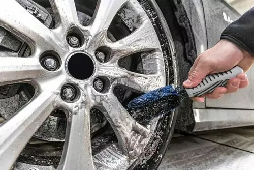 Płyn do Czyszczenia Felg i Kołpaków 750 ml - Atomizer - kwasowy MOJE AUTO 4