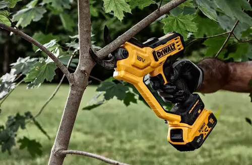 Akumulatorowe nożyce sekator do gałęzi 18V 5Ah DeWALT DCMPP568P1 8