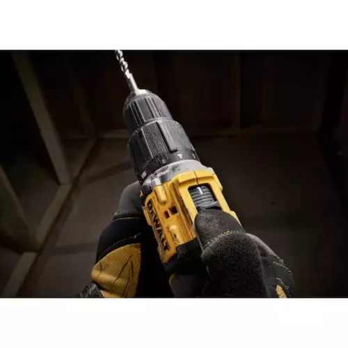 Wiertarko-wkrętarka udarowa 68Nm 18V XR + 2x4Ah + walizka + ładowarka DCD100YM2T 16