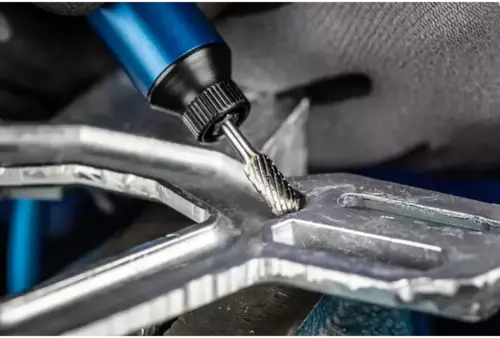 Trzpień frezarski ze stopów twardych kształt kulisto-walcowy WRC Ø 06 × 13 mm trzpień Ø 3 mm Z4 uniwersalne średnio drobne 2