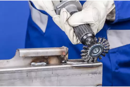 Szczotka tarczowa pleciona RBG Ø100 × 12 mm trzpień Ø6 mm drut ze stali nierdzewnej Ø0,50 3