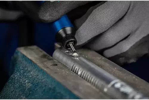 Zestaw małych trzpieni frezarskich HM 15-częściowy z uzębieniem 3 PLUS Ø 6/4/3 mm, trzpień Ø 3 mm, uniwersalne 3