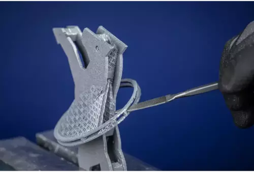 Precyzyjny pilnik do żłobków typ 750 P 180 mm nacięcie szwajcarskie 2, średnio drobny 2