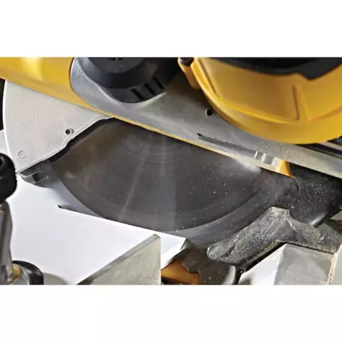 Pilarka ukosowa 250 mm z przesuwną głowicą i diodowym wskaźnikiem linii cięcia XPS DeWalt DWS778-QS 6