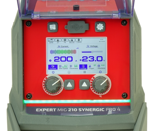 EXPERT MIG 210 SYNERGIC Pro4 LCD 12
