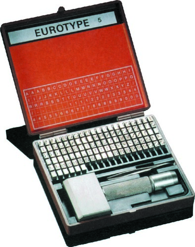 Uchwyt z zestawem czcionek i pensetą, model 165 eurotype, 102 elementy, wysokość znaku 3mm, w pudełku 1